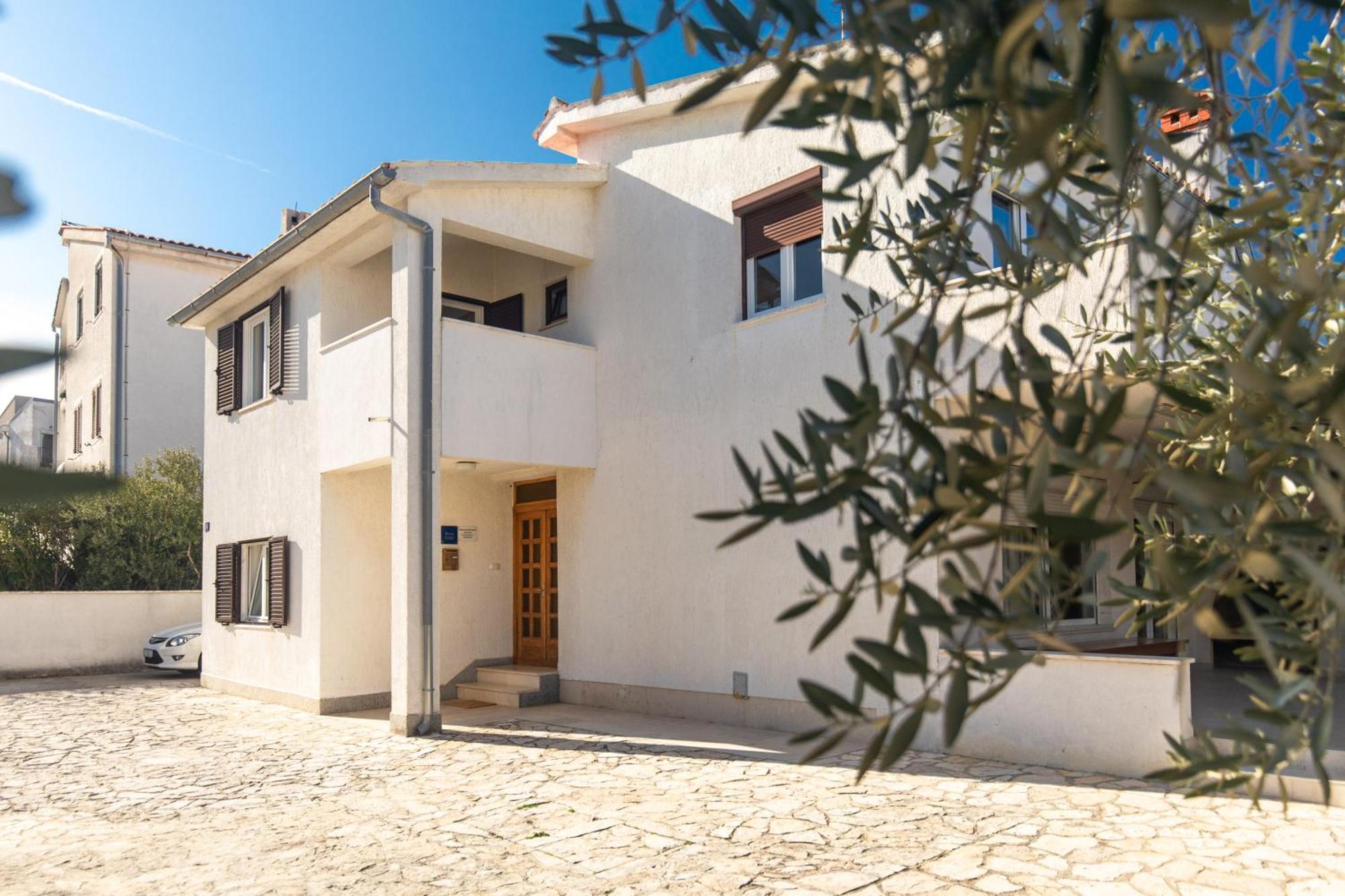 Bed And Breakfast Ema Krk Town Exterior photo